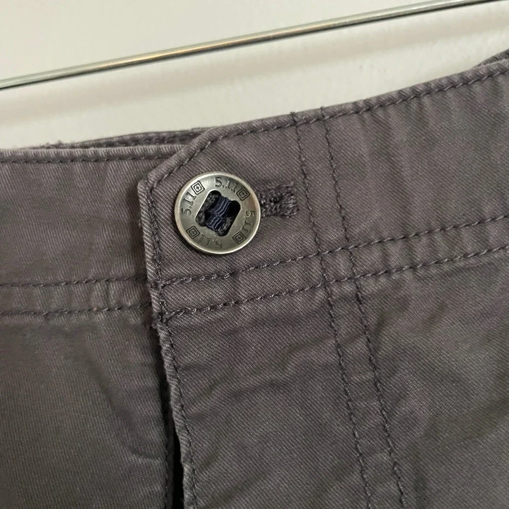 5.11 Tactical Cargo Shorts Mens 38 Grey Cotton Multi-Pocket Outdoor Utility